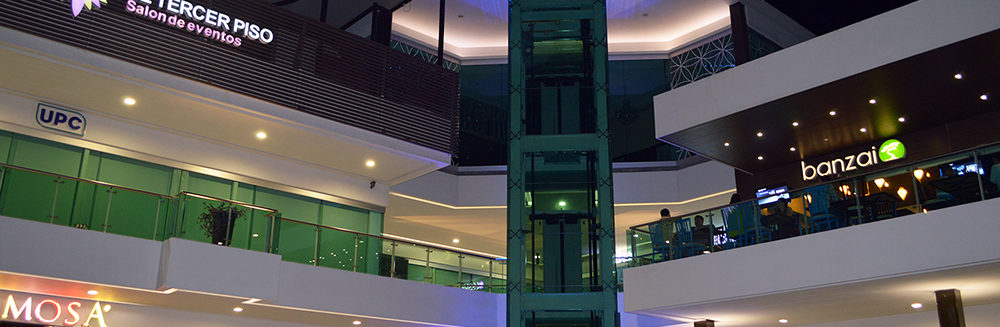 Plaza comercial, ubicada en el sector Centro de los Mochis, Sinaloa, con capacidad de 26 locales.